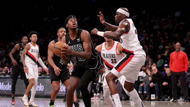Brooklyn Nets center Day'Ron Sharpe